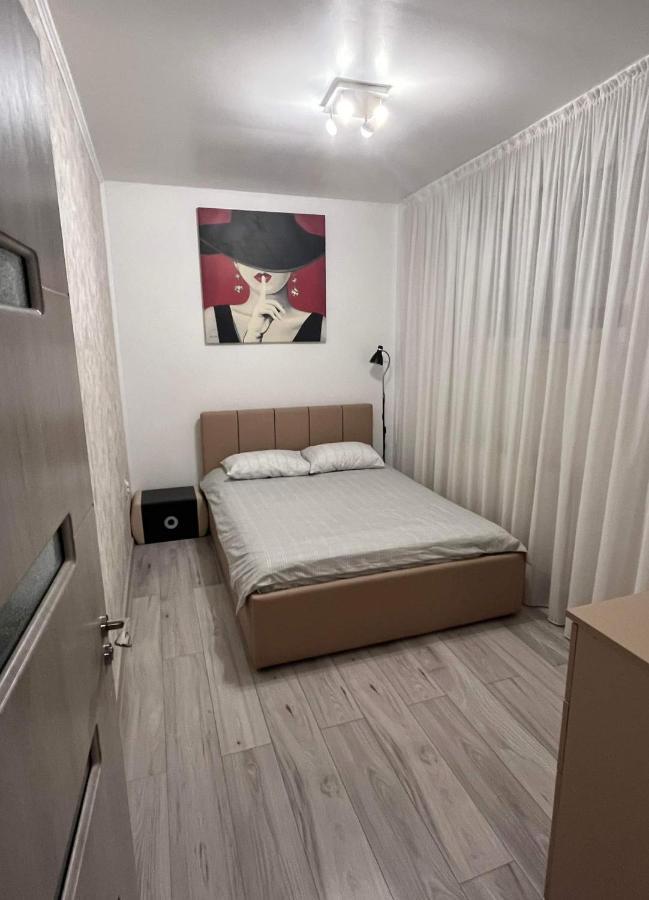 Modern & Elegant Apartament Craiova Exterior photo